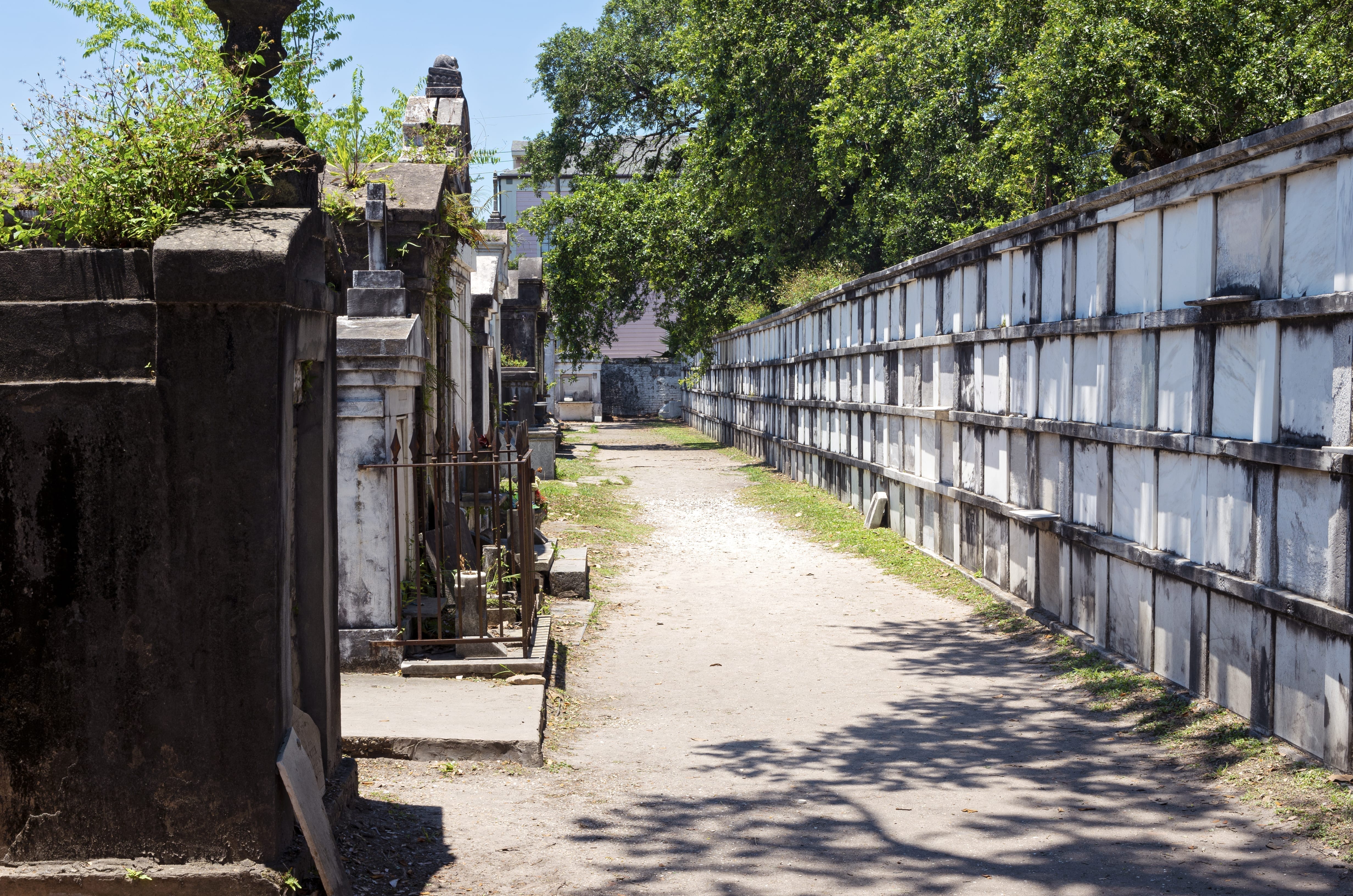 New Orleans Cemeteries Through The Eyes Of A Designer Online Optimism