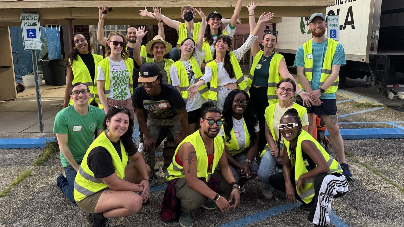 OO Volunteers taking a group photo together at a volunteering event